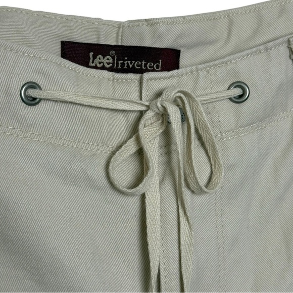 Vintage Y2K Lee Riveted Capris Size 8 Neutral Tan Khaki Ramie Cotton - Picture 3 of 7